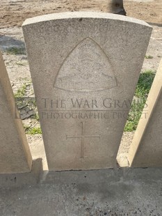 BAGHDAD (NORTH GATE) WAR CEMETERY - BEAVER, ERNEST